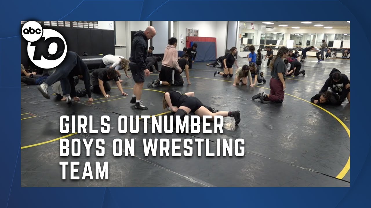 Girls outnumber boys on South Bay wrestling team