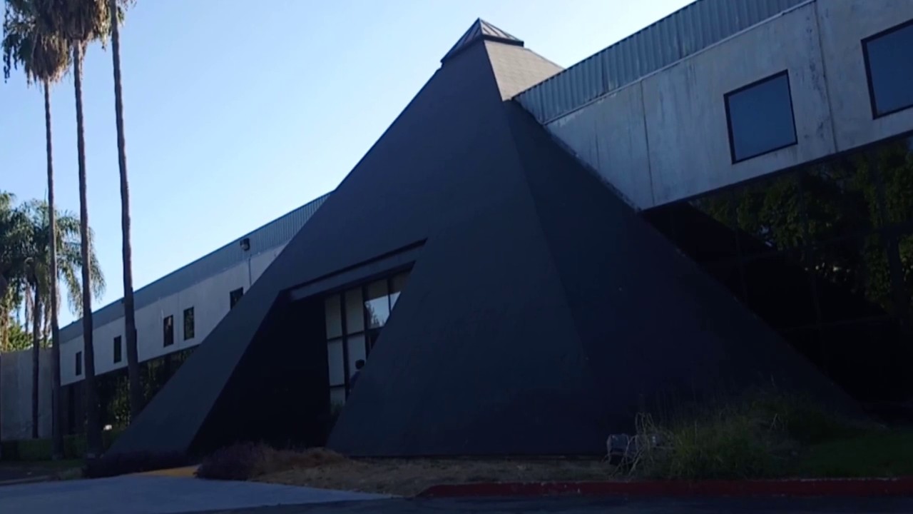 Pyramids and the Hidden Energy of Sacred Geometry - ROBERT SEPEHR